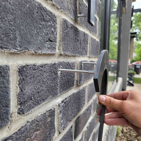 installing house numbers on masonry